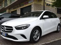 Usata Mercedes B180 109 CV (80 kW) 2019 Bianco Utilitaria