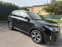 Second-hand Suzuki Vitara 120 CP (88 kW) 2015 Negru SUV