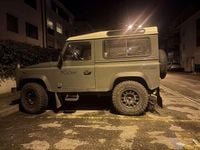Usata Land Rover Defender 122 CV (89 kW) 2010 Verde Station wagon