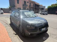 Usata Citroën C4 Shine 99 CV (72 kW) 2015 Grigio SUV