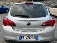 Usata Opel Corsa 90 CV (66 kW) 2018 Argento Utilitaria