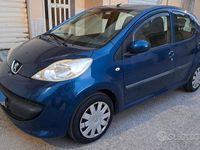 Usata Peugeot 107 68 CV (50 kW) 2006 Blu Utilitaria