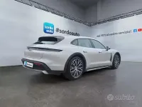 Usata Porsche Taycan Cross Turismo 139 kW (190 CV) 2023 Grigio Station wagon