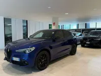 Usata Alfa Romeo Stelvio 209 CV (153 kW) 2021 Blu/azzurro SUV