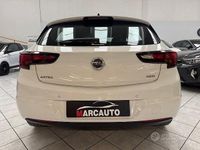Usata Opel Astra Dynamic 136 CV (100 kW) 2019 Bianco Berlina