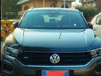 Usata VW T-Roc Business 150 CV (110 kW) 2019 Grigio SUV