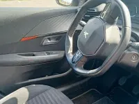 Usata Peugeot 208 Active 101 CV (74 kW) 2020 Giallo Utilitaria