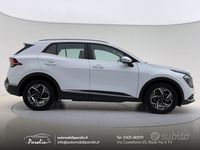 Usata Kia Sportage 136 CV (100 kW) 2023 Bianco / pastello SUV