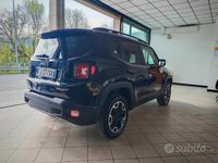 Usata Jeep Renegade Trailhawk 170 CV (125 kW) 2017 Nero SUV