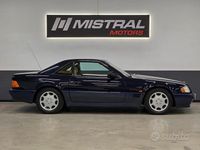 Usata Mercedes SL300 245 CV (180 kW) 1989 Blu Cabrio