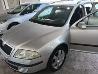 Usata Skoda Octavia 105 CV (77 kW) 2006 Grigio Station wagon