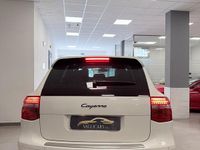 Usata Porsche Cayenne 239 CV (175 kW) 2010 Bianco SUV