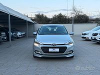 Usata Hyundai i20 Comfort 90 CV (66 kW) 2016 Grigio Berlina