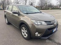 Usata Toyota RAV4 128 CV (94 kW) 2013 SUV