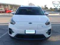 Usata Kia e-Niro Style 100 kW (136 CV) 2021 Bianco SUV