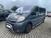 Usata Opel Vivaro 114 CV (83 kW) 2011 Grigio Monovolume