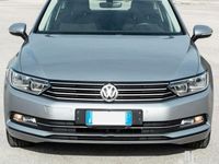 Usata VW Passat Business 120 CV (88 kW) 2016 Grigio Station wagon