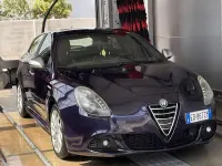 Usata Alfa Romeo Giulietta 140 CV (102 kW) 2011 Blu Utilitaria