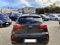 Usata Kia Rio 85 CV (62 kW) 2016 Grigio scuro Berlina