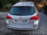 Usata Opel Astra 2012 Grigio Berlina