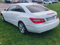 Usata Mercedes E220 Avantgarde 170 CV (125 kW) 2010 Bianco Coupé