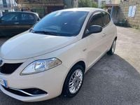 Usata Lancia Ypsilon Gold 69 CV (50 kW) 2016 Utilitaria