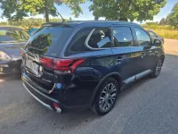 Usata Mitsubishi Outlander Instyle 150 CV (110 kW) 2017 Blu SUV