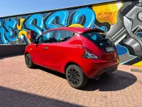 Usata Lancia Ypsilon 69 CV (50 kW) 2018 Rosso Utilitaria