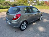 Usata Opel Corsa 86 CV (63 kW) 2013 Grigio Utilitaria