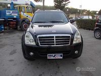 Usata SsangYong Rexton 165 CV (121 kW) 2009 Nero SUV