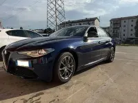Usata Alfa Romeo Giulia Executive 160 CV (117 kW) 2019 Blu/azzurro Berlina