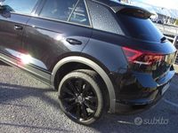 Usata VW T-Roc Advance 150 CV (110 kW) 2020 Nero / metallizzato SUV