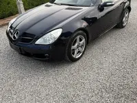 Usata Mercedes SLK280 231 CV (169 kW) 2005 Blu Cabrio