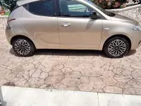 Usata Lancia Ypsilon Gold 69 CV (50 kW) 2021 Giallo Utilitaria
