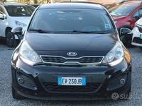 Usata Kia Rio 75 CV (55 kW) 2014 Nero Berlina