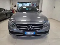 Usata Mercedes E200 Premium Plus 160 CV (117 kW) 2020 Grigio Berlina