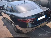 Usata Alfa Romeo Giulia Super 180 CV (132 kW) 2018 Nero Berlina