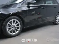 Gebraucht Mercedes B250e Business 160 PS (117 kW) 2021 Schwarz Van / Kleinbus