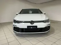Usata VW Golf VIII R-line 131 CV (96 kW) 2024 Bianco Berlina