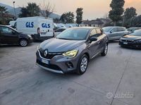 Usata Renault Captur 100 CV (73 kW) 2022 Grigio SUV
