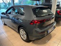 Usata VW Golf VII Life 115 CV (84 kW) 2021 Grigio scuro Utilitaria