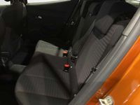 Usata Peugeot 2008 Active 110 CV (80 kW) 2022 Rosso SUV