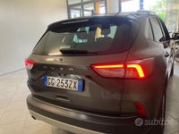 Usata Ford Kuga Titanium 120 CV (88 kW) 2022 Grigio SUV