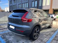 Usata Volvo XC40 Momentum 190 CV (139 kW) 2018 Grigio SUV