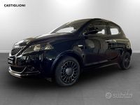 Usata Lancia Ypsilon Silver 70 CV (51 kW) 2022 Nero Utilitaria