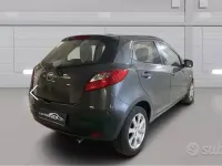 Usata Mazda 2 75 CV (55 kW) 2009 Grigio Utilitaria