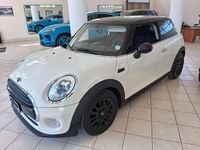 Usata Mini Cooper D Hype 116 CV (85 kW) 2017 Beige Utilitaria