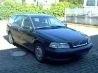 Usata Volvo V40 116 CV (85 kW) 1999 Verde Station wagon