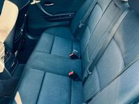 Usata BMW 330 231 CV (169 kW) 2006 Nero Berlina