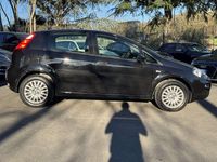 Usata Fiat Punto Pop 77 CV (56 kW) 2016 Nero Utilitaria